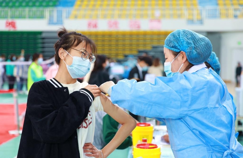 咸阳职院有序开展新冠疫苗接种工作
